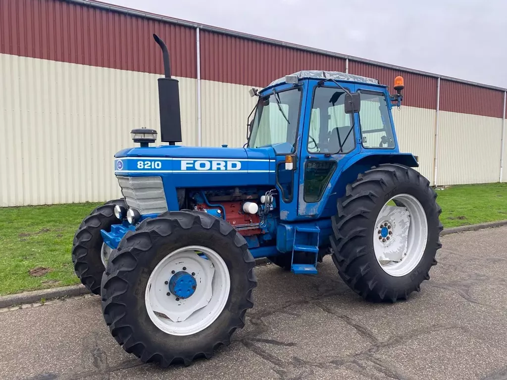 Ford 8210 GEN I