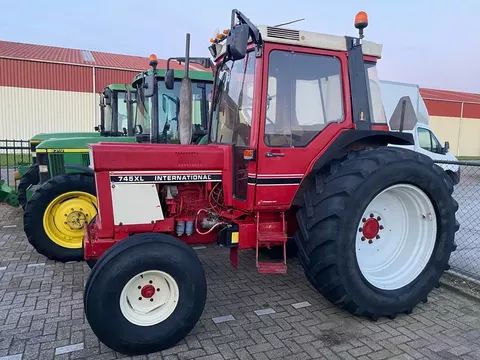 International 745XL 2wd marge prijs