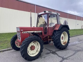 International 955XL 4wd, 30km/u, NL kenteken