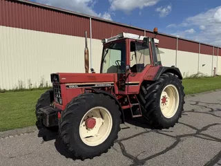 International 1056XL
