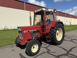 International 845XL 2wd