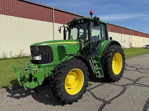John Deere 6620