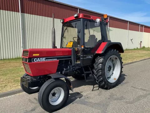 Case IH 845XL 2wd